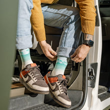 Lade das Bild in den Galerie-Viewer, Happy Socks Volkswagen "Camper Stripe"