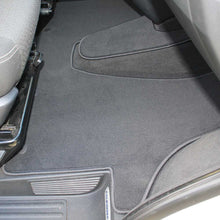 Lade das Bild in den Galerie-Viewer, Volkswagen T5/T6/T6.1 Frontmatte 1 teilig
