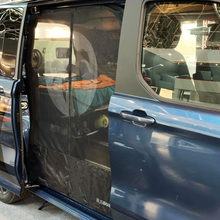 Lade das Bild in den Galerie-Viewer, Moskitonetz Schiebetür für Ford Tourneo Custom / Transit Custom / New Transporter T7
