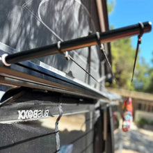 Lade das Bild in den Galerie-Viewer, Wäscheleine für Kederschiene für Volkswagen T5/T6/T6.1/T7 New California Beach
